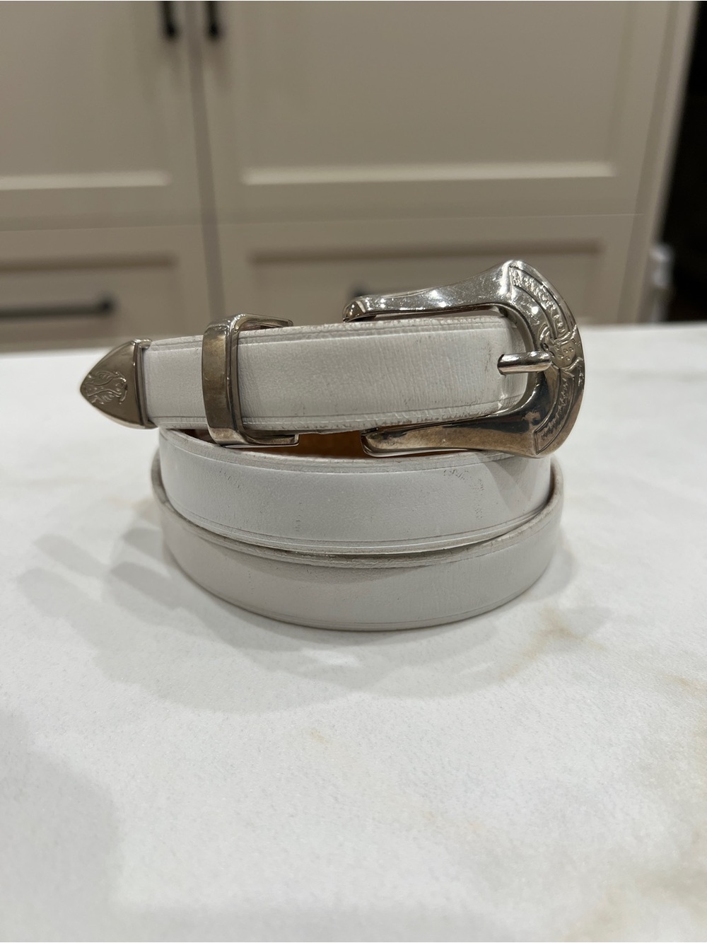 Vintage RITZ White Leather Belt with Silver Buckle - size S-M